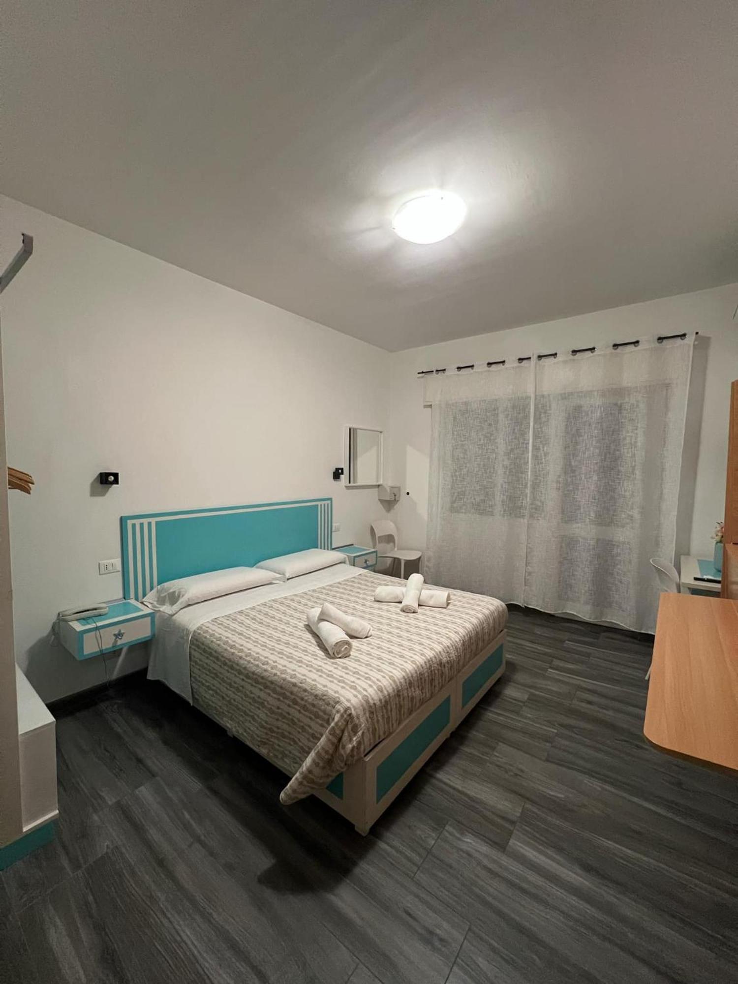 Bike Hotel Oasi Finale Ligure Exterior photo